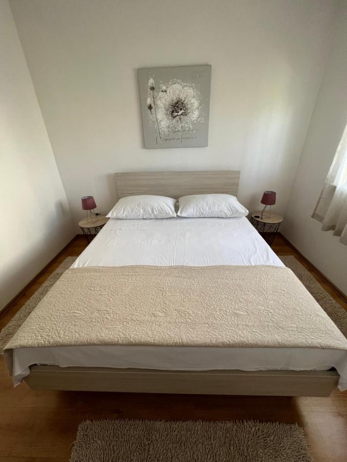 Apartman Burcul Sukosan Ngoại thất bức ảnh