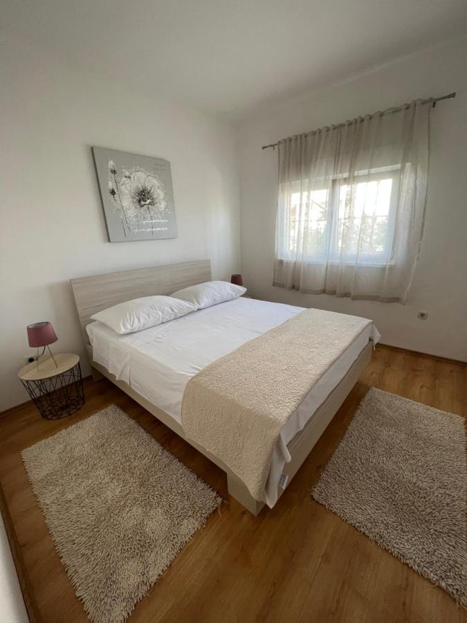 Apartman Burcul Sukosan Ngoại thất bức ảnh