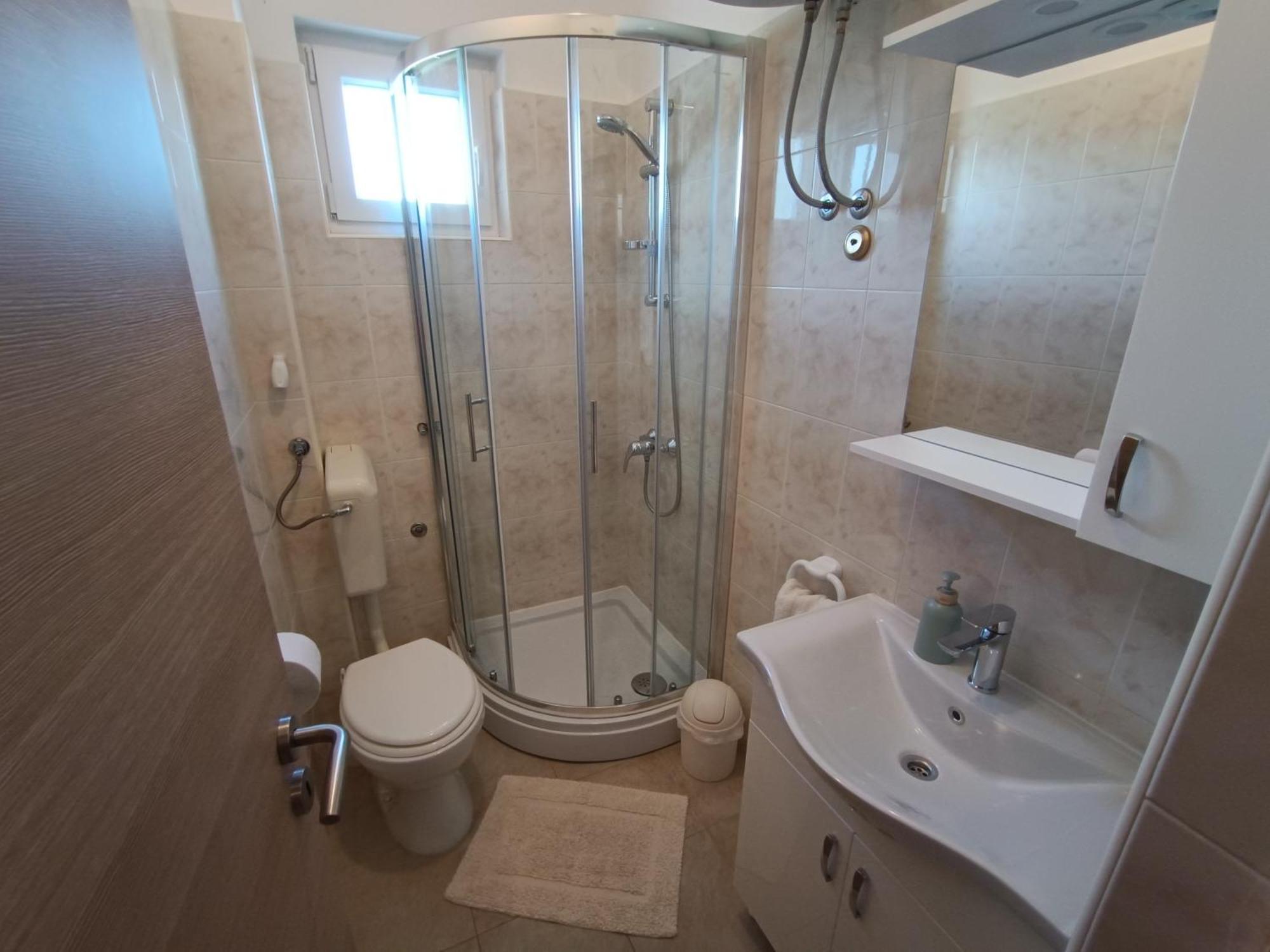 Apartman Burcul Sukosan Ngoại thất bức ảnh